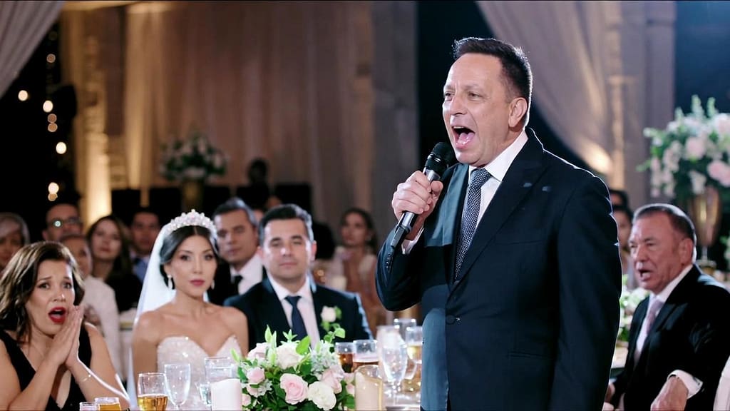 Cómo Manejar al Invitado que Quiere ‘Secuestrar’ el Micrófono - Dj Erwin Chacin
